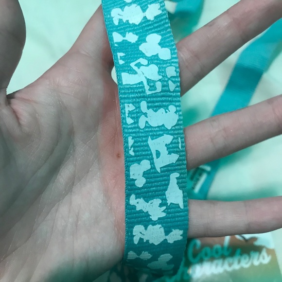 Rare Disney pins 3 pack - Picture 8 of 9